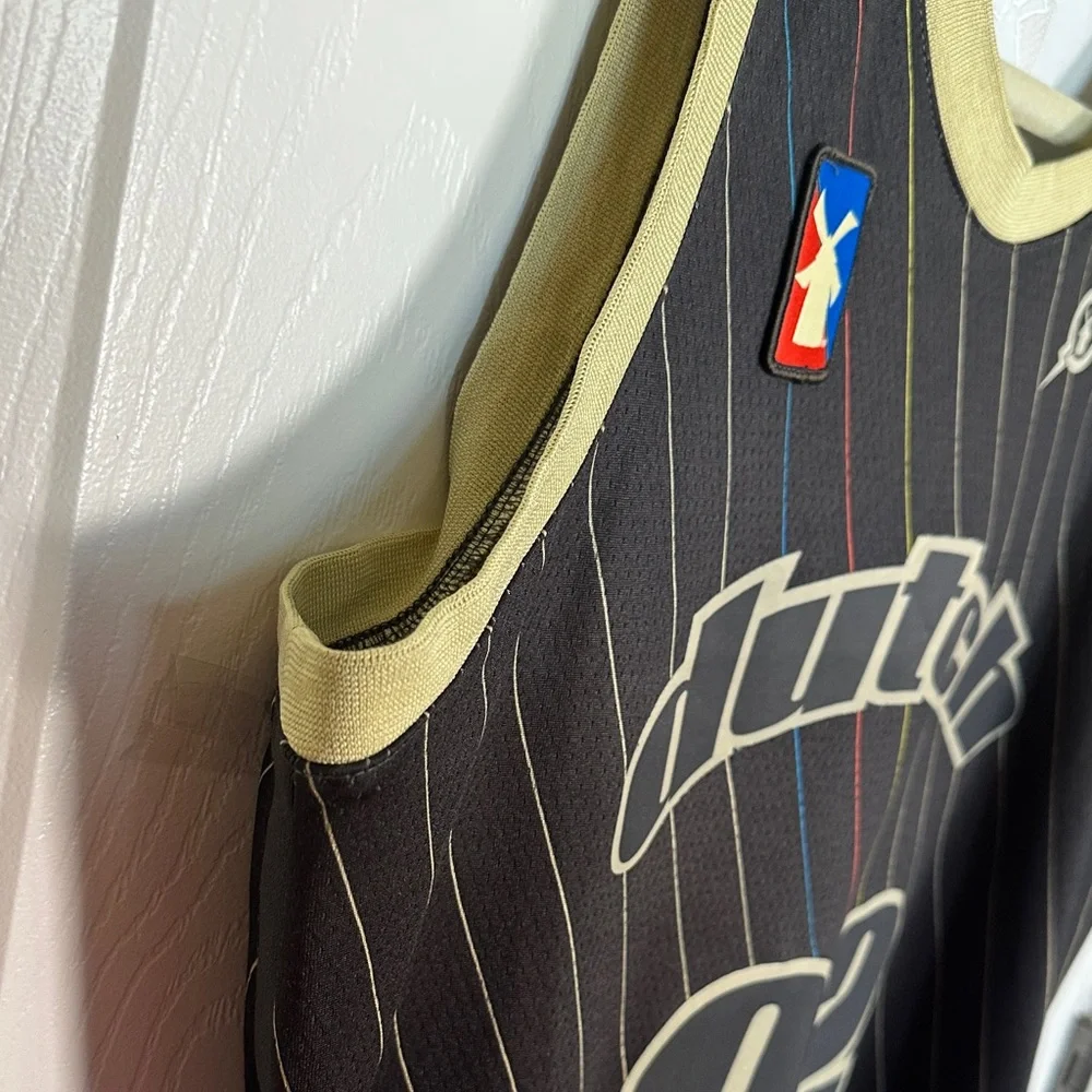 Dutch Bros Mens Black and Tan Basketball Jersey Size M - Picture 3 of 10